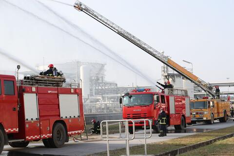 Thực tập phương án chữa cháy và cứu nạn cứu hộ tại Nhà máy Lọc hóa dầu Nghi Sơn