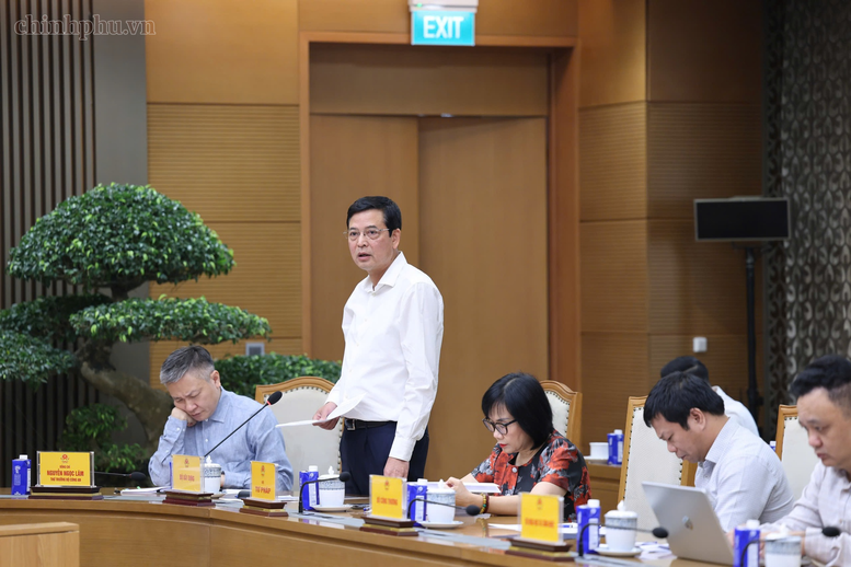 Phó Thủ tướng Thường trực Phạm Gia Túc: Nghiên cứu kết nối trực tiếp đường sắt từ sân bay Gia Bình với trung tâm Hà Nội - Ảnh 4.