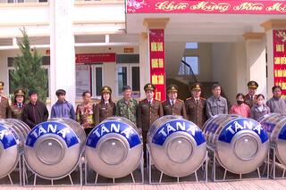 <a href="/tin-tuc-su-kien/tin-hoat-dong" title="Tin hoạt động" rel="dofollow">Tin hoạt động</a>