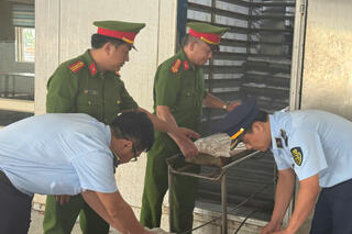 <a href="/tin-tuc-su-kien/tin-an-ninh-trat-tu" title="Tin An ninh trật tự" rel="dofollow">Tin An ninh trật tự</a>