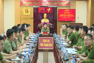 <a href="/tin-tuc-su-kien/tin-hoat-dong" title="Tin hoạt động" rel="dofollow">Tin hoạt động</a>