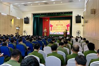 <a href="/tin-tuc-su-kien/tin-hoat-dong" title="Tin hoạt động" rel="dofollow">Tin hoạt động</a>