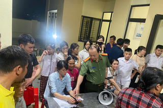 <a href="/tin-tuc-su-kien/tin-hoat-dong" title="Tin hoạt động" rel="dofollow">Tin hoạt động</a>