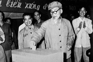 <a href="/tin-tuc-su-kien/tu-lieu" title="Tư liệu" rel="dofollow">Tư liệu</a>