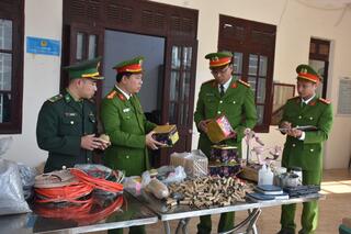 <a href="/tin-tuc-su-kien/tin-an-ninh-trat-tu" title="Tin An ninh trật tự" rel="dofollow">Tin An ninh trật tự</a>