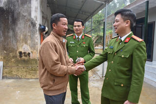 <a href="/tin-tuc-su-kien/tin-hoat-dong" title="Tin hoạt động" rel="dofollow">Tin hoạt động</a>