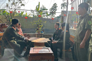 <a href="/tin-tuc-su-kien/tin-an-ninh-trat-tu" title="Tin An ninh trật tự" rel="dofollow">Tin An ninh trật tự</a>