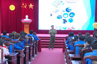 <a href="/tin-tuc-su-kien/tin-hoat-dong" title="Tin hoạt động" rel="dofollow">Tin hoạt động</a>