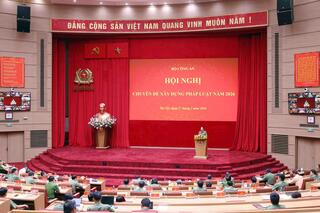 <a href="/tin-tuc-su-kien/tin-hoat-dong" title="Tin hoạt động" rel="dofollow">Tin hoạt động</a>