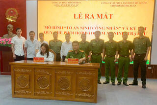 <a href="/tin-tuc-su-kien/tin-hoat-dong" title="Tin hoạt động" rel="dofollow">Tin hoạt động</a>