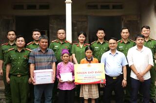 <a href="/tin-tuc-su-kien/tin-hoat-dong" title="Tin hoạt động" rel="dofollow">Tin hoạt động</a>