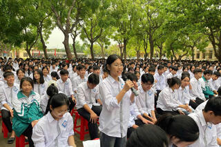 <a href="/tin-tuc-su-kien/tin-hoat-dong" title="Tin hoạt động" rel="dofollow">Tin hoạt động</a>