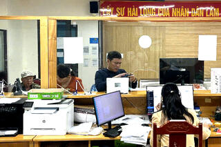 <a href="/tin-tuc-su-kien/tin-hoat-dong" title="Tin hoạt động" rel="dofollow">Tin hoạt động</a>