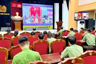 <a href="/tin-tuc-su-kien/tin-hoat-dong" title="Tin hoạt động" rel="dofollow">Tin hoạt động</a>