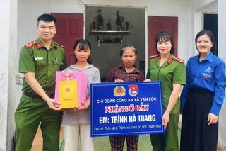 <a href="/tin-tuc-su-kien/tin-hoat-dong" title="Tin hoạt động" rel="dofollow">Tin hoạt động</a>