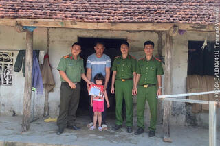 <a href="/tin-tuc-su-kien/tin-hoat-dong" title="Tin hoạt động" rel="dofollow">Tin hoạt động</a>
