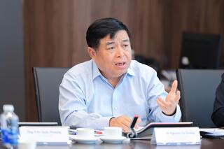 <a href="/tin-tuc-su-kien/tin-trong-nuoc-va-the-gioi" title="Tin trong nước" rel="dofollow">Tin trong nước</a>