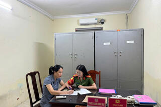 <a href="/tin-tuc-su-kien/tin-hoat-dong" title="Tin hoạt động" rel="dofollow">Tin hoạt động</a>