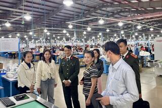 <a href="/tin-tuc-su-kien/tin-hoat-dong" title="Tin hoạt động" rel="dofollow">Tin hoạt động</a>