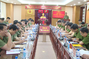 <a href="/tin-tuc-su-kien/tin-hoat-dong" title="Tin hoạt động" rel="dofollow">Tin hoạt động</a>