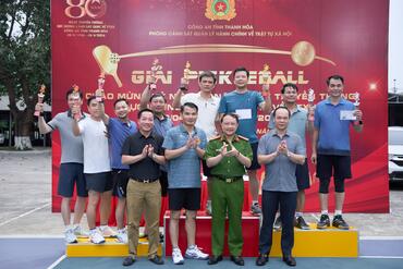 <a href="/tin-tuc-su-kien/tin-hoat-dong" title="Tin hoạt động" rel="dofollow">Tin hoạt động</a>