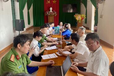 <a href="/tin-tuc-su-kien/tin-hoat-dong" title="Tin hoạt động" rel="dofollow">Tin hoạt động</a>