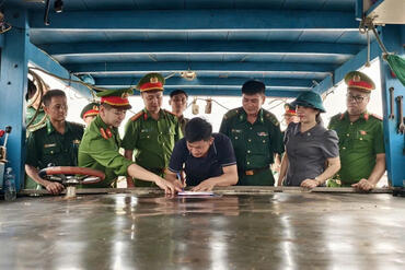 <a href="/tin-tuc-su-kien/tin-hoat-dong" title="Tin hoạt động" rel="dofollow">Tin hoạt động</a>