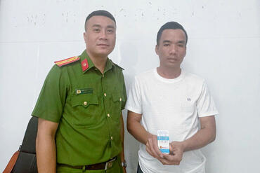 <a href="/tin-tuc-su-kien/tin-hoat-dong" title="Tin hoạt động" rel="dofollow">Tin hoạt động</a>