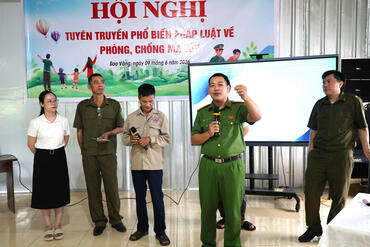 <a href="/tin-tuc-su-kien/tin-hoat-dong" title="Tin hoạt động" rel="dofollow">Tin hoạt động</a>