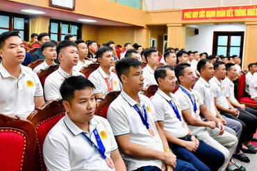 <a href="/tin-tuc-su-kien/tin-hoat-dong" title="Tin hoạt động" rel="dofollow">Tin hoạt động</a>