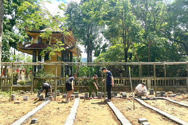 <a href="/tin-tuc-su-kien/tin-hoat-dong" title="Tin hoạt động" rel="dofollow">Tin hoạt động</a>