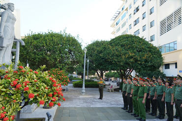 <a href="/tin-tuc-su-kien/tin-hoat-dong" title="Tin hoạt động" rel="dofollow">Tin hoạt động</a>