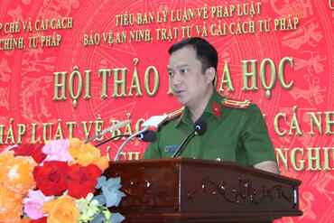 <a href="/tin-tuc-su-kien/tu-lieu" title="Tư liệu" rel="dofollow">Tư liệu</a>