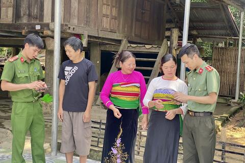 Học tập và làm theo lời Bác từ những điều giản dị