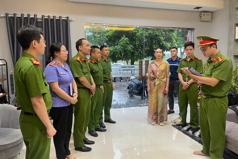 Khởi tố Nguyễn Văn Vi và Phạm Thị Hương Giang về tội "trốn thuế"