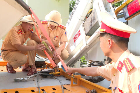 Cảnh sát đường thuỷ sẵn sàng ứng phó với siêu bão Ragasa
