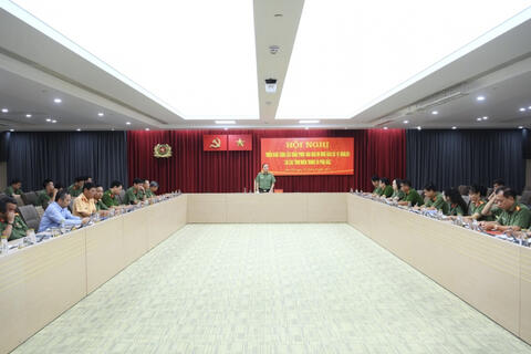 Phát huy tinh thần “là điểm tựa, niềm tin cho Nhân dân” trong phòng, chống bão