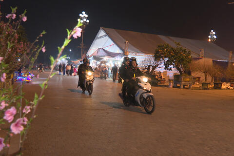 Lực lượng Cảnh sát cơ động tăng cường tuần tra bảo đảm an ninh trật tự dịp cuối năm