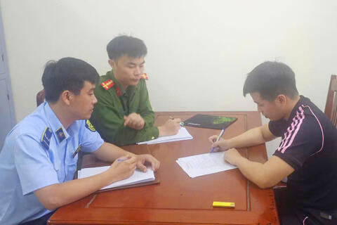 Lực lượng chức năng phường Sầm Sơn nhanh chóng xác minh, làm rõ đối tượng thu phí trông giữ xe với giá cao