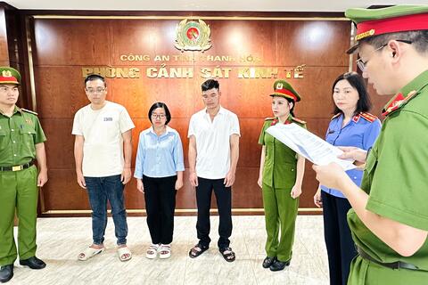 Khởi tố vụ án xả chất thải tại trang trại chăn nuôi lợn quy mô lớn ở xã Thạch Quảng, tỉnh Thanh Hóa