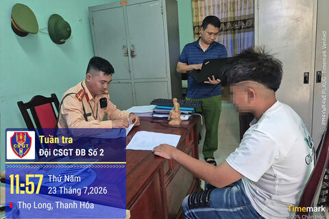 Phát huy hiệu quả kênh tiếp nhận phản ánh của Nhân dân trong phát hiện, xử lý vi phạm trật tự, an toàn giao thông