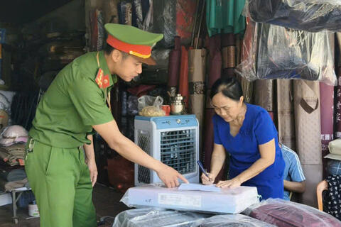 Trả lại vỉa hè thông thoáng, xây dựng đường phố an toàn