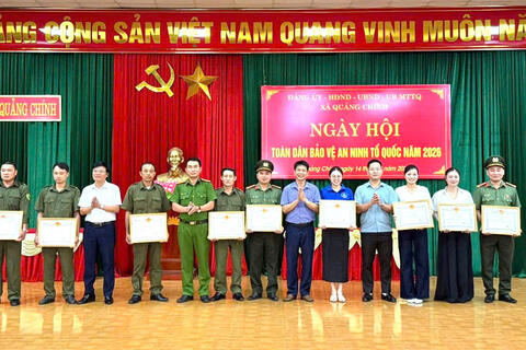 Xây dựng thế trận lòng dân trong công tác đảm bảo an ninh trật tự