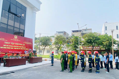 Thực tập phương án chữa cháy và CNCH tại Nhà nghỉ dưỡng Phương Thanh