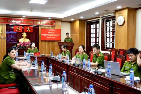 Quán triệt, triển khai thống nhất quy định mới về định danh và xác thực điện tử