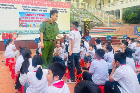 Tuyên truyền kiến thức, kỹ năng PCCC và CNCH, phòng, chống đuối nước cho học sinh