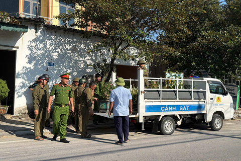 Công an xã Hoằng Châu thực hiện đợt cao điểm thiết lập lại trật tự đô thị, trật tự công cộng năm 2026