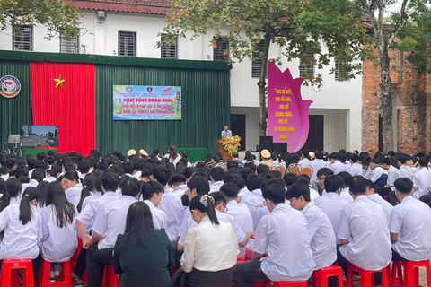 Tuyên truyền kỹ năng lái xe an toàn cho học sinh Trường THPT Hàm Rồng