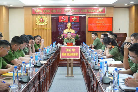 <a href="/tin-tuc-su-kien" title="Tin tức sự kiện" rel="dofollow">Tin tức sự kiện</a>
