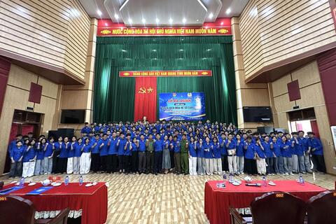 Xã Vĩnh Lộc tổ chức ra quân triển khai “Chiến dịch mùa hè số cùng VNeID”